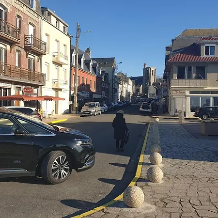 L'envol Des Vues Mers Dominante Au Centre Bourg アパート *